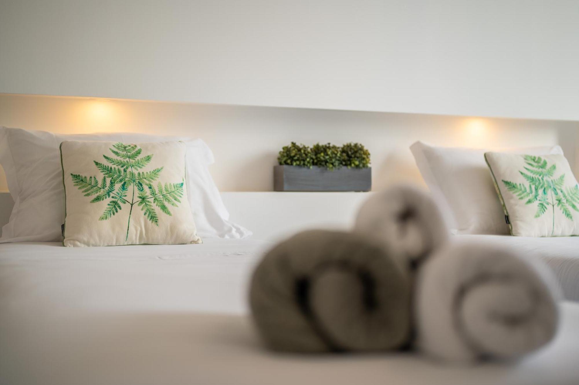 P&H Holiday Beach Apt Πόντα Ντελγκάντα Εξωτερικό φωτογραφία