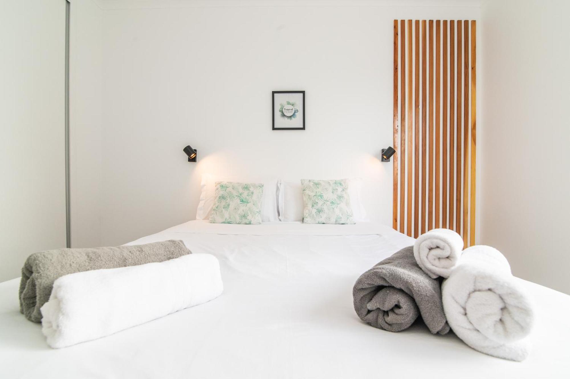 P&H Holiday Beach Apt Πόντα Ντελγκάντα Εξωτερικό φωτογραφία